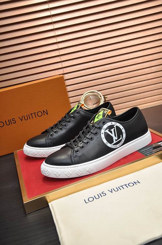 men LV shoes-071